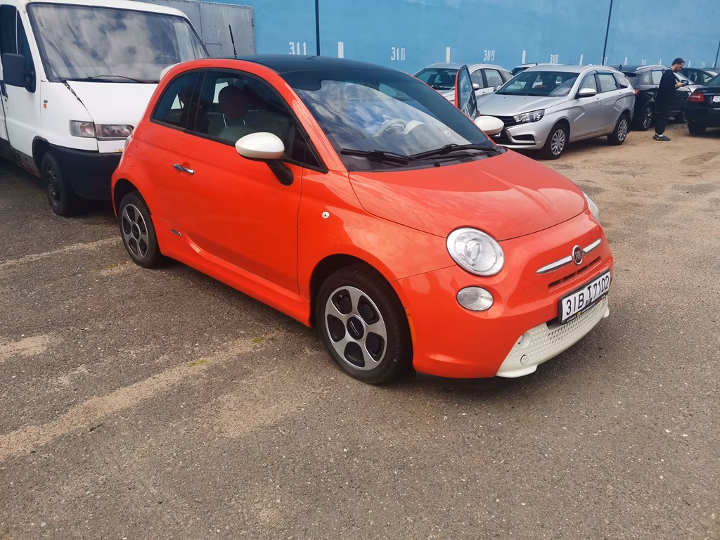 Fiat 500е фото 21
