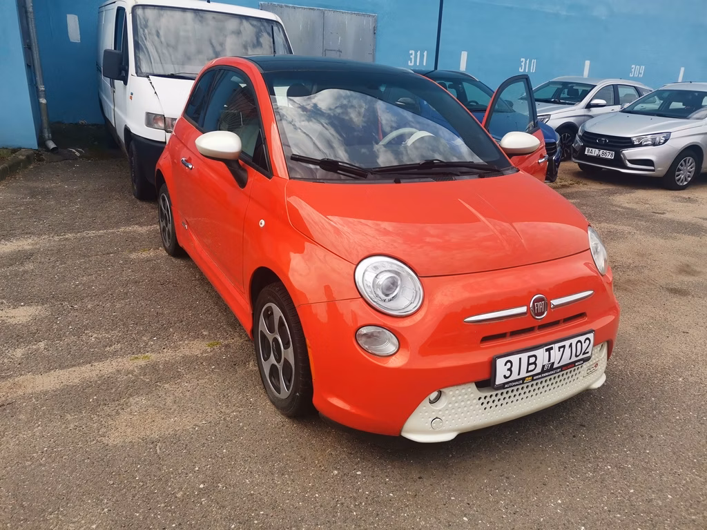 Fiat 500е фото 22