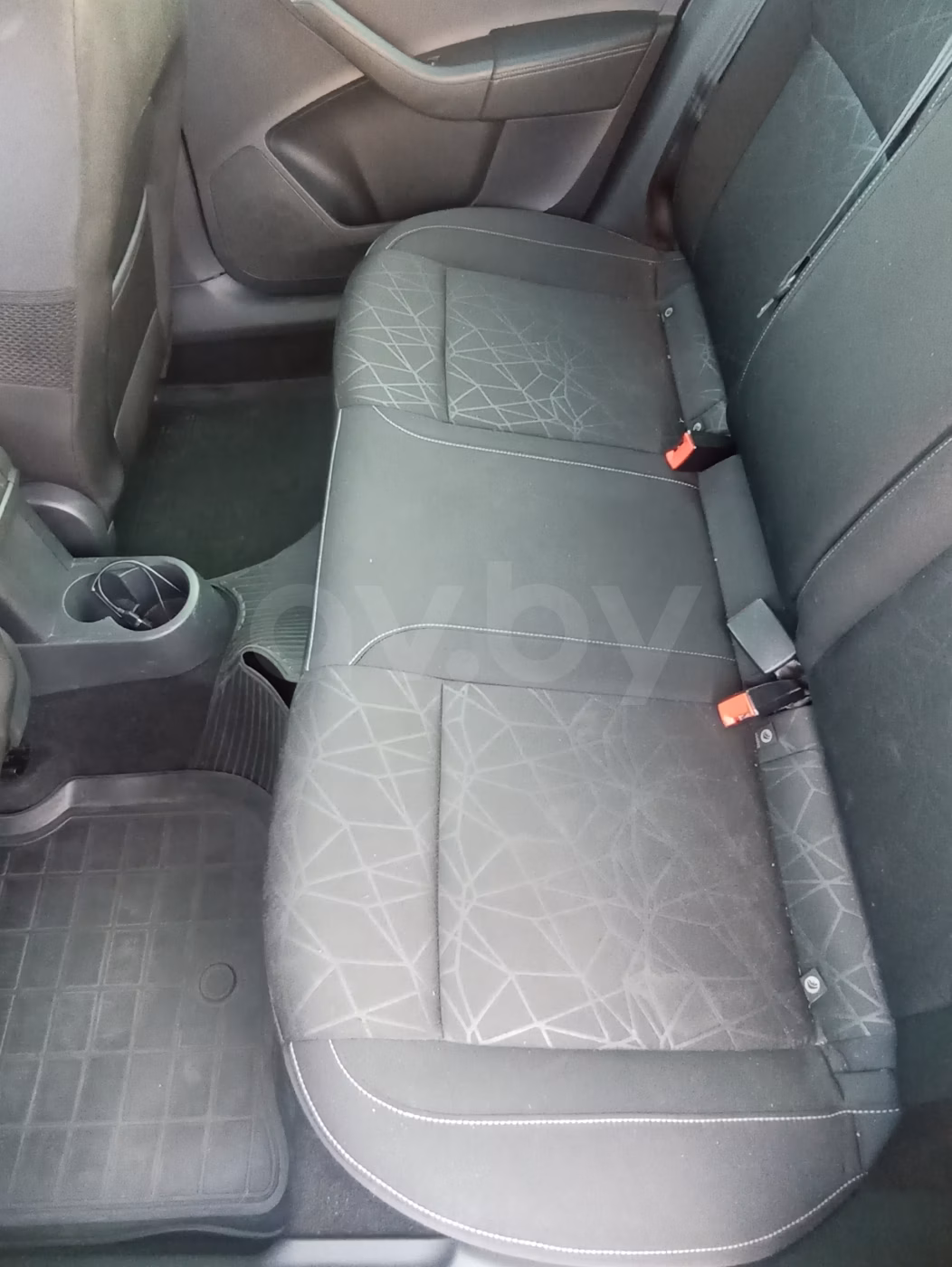 Skoda Rapid фото 11