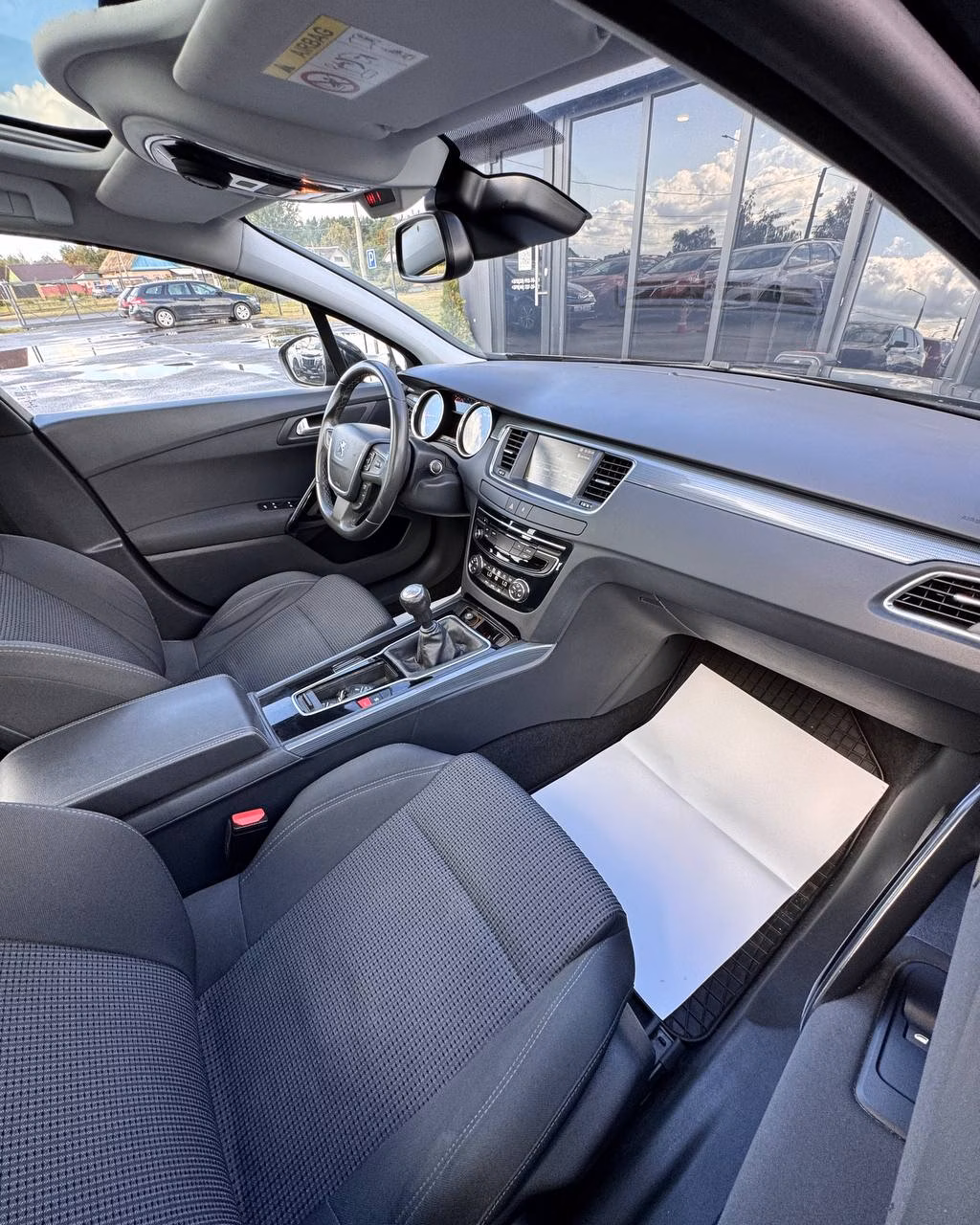 Peugeot 508 фото 13