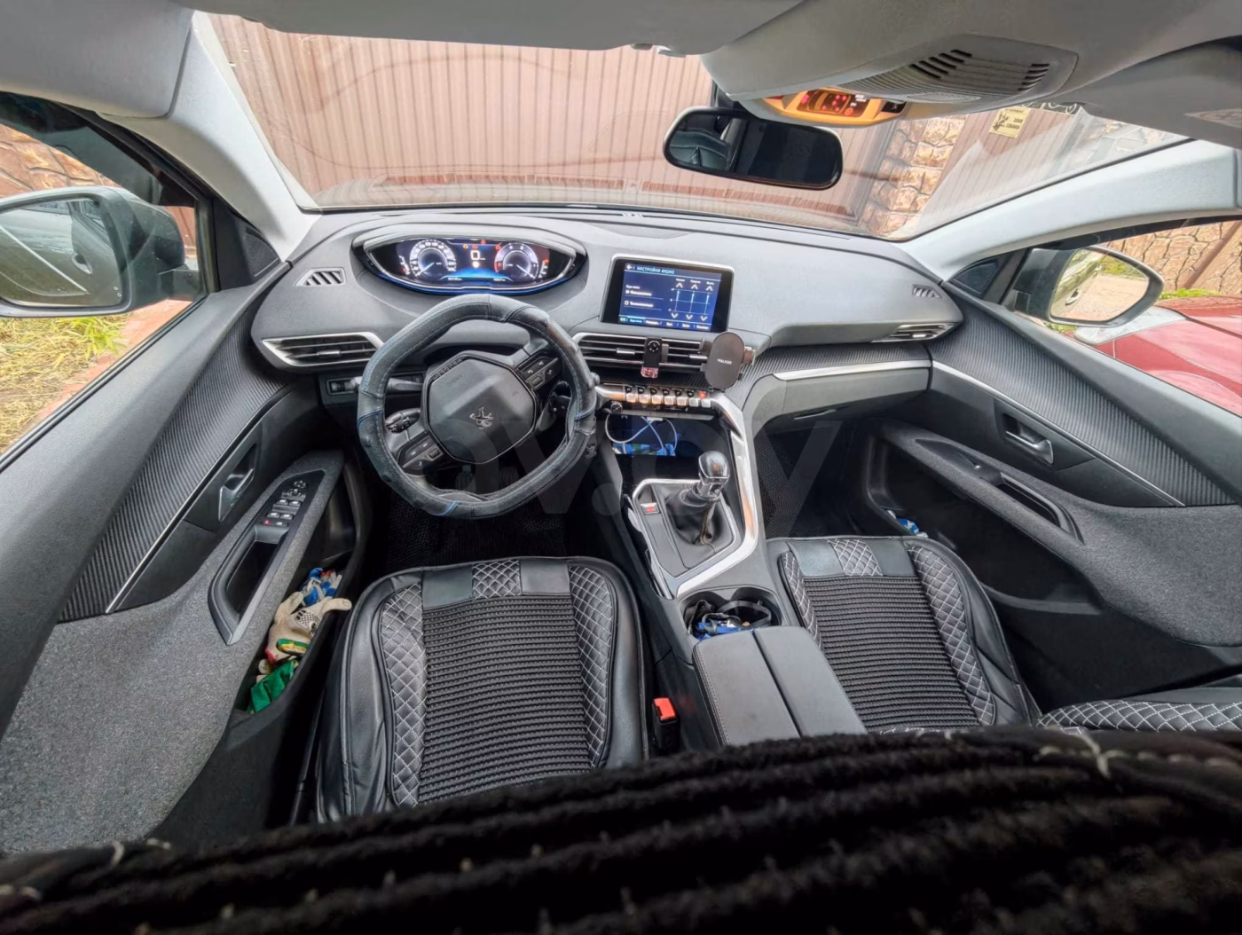 Peugeot 5008 фото 6
