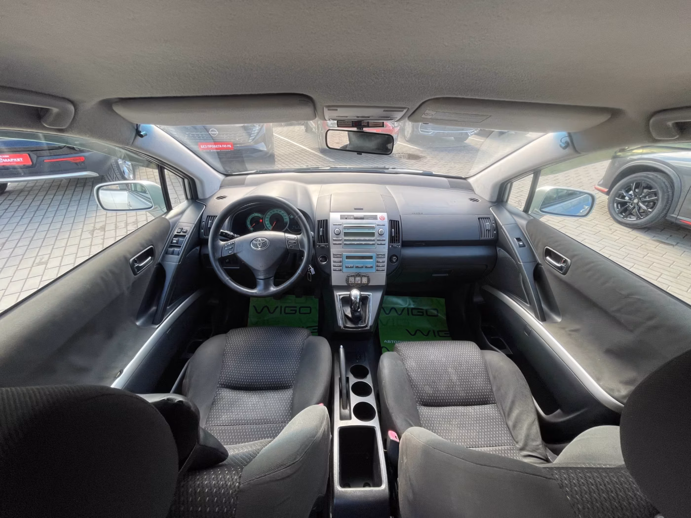 Toyota Corolla Verso фото 16