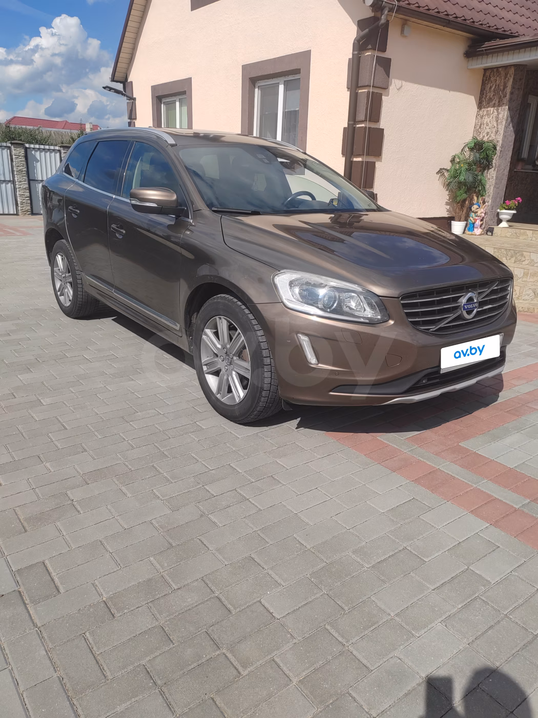 Volvo XC60 фото 7