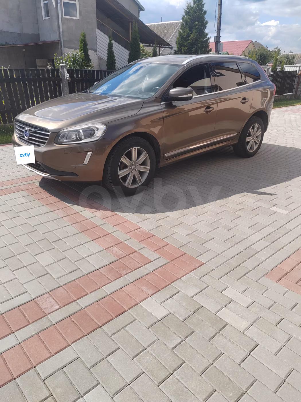 Volvo XC60 фото 8