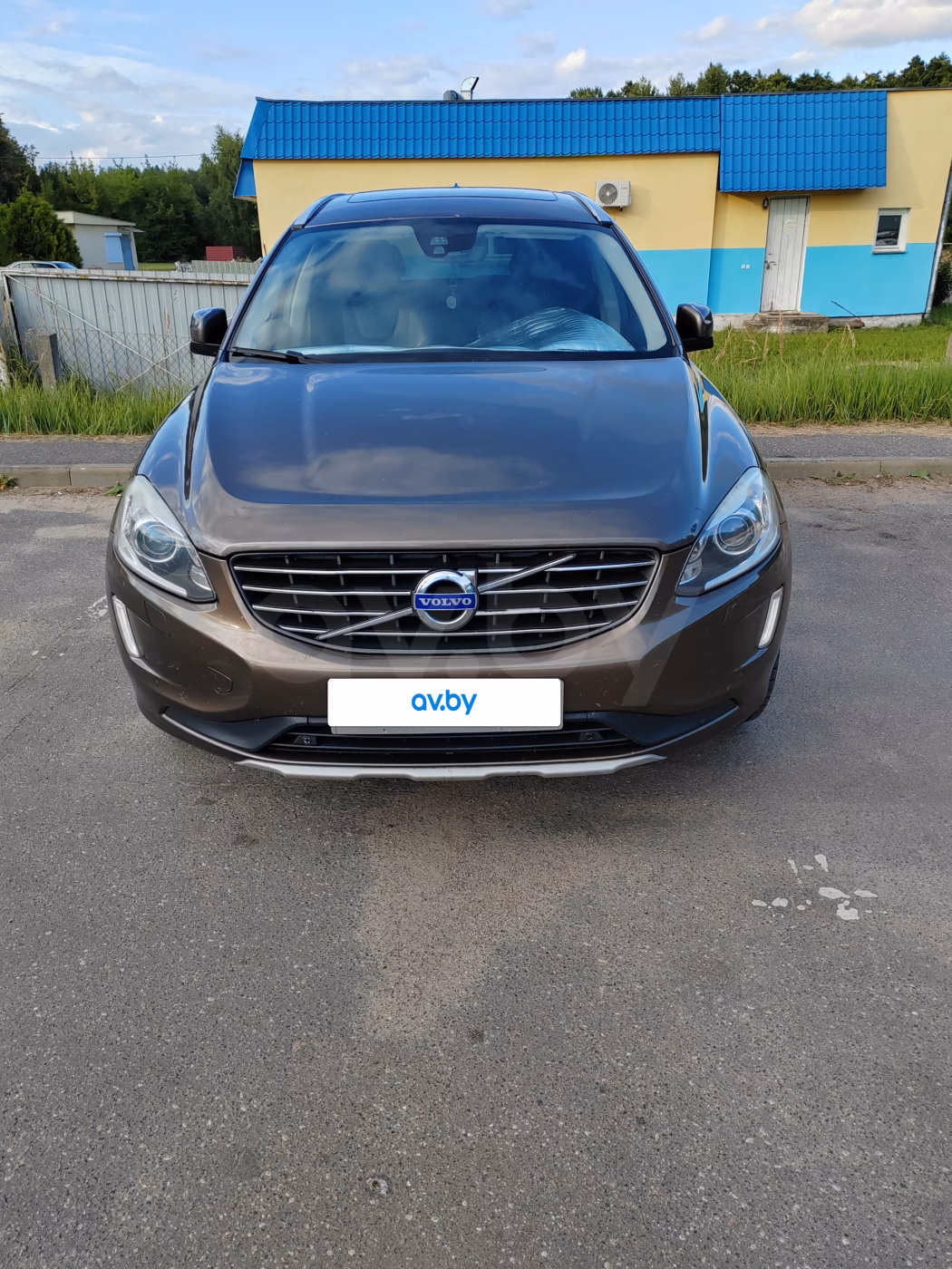 Volvo XC60 фото 2