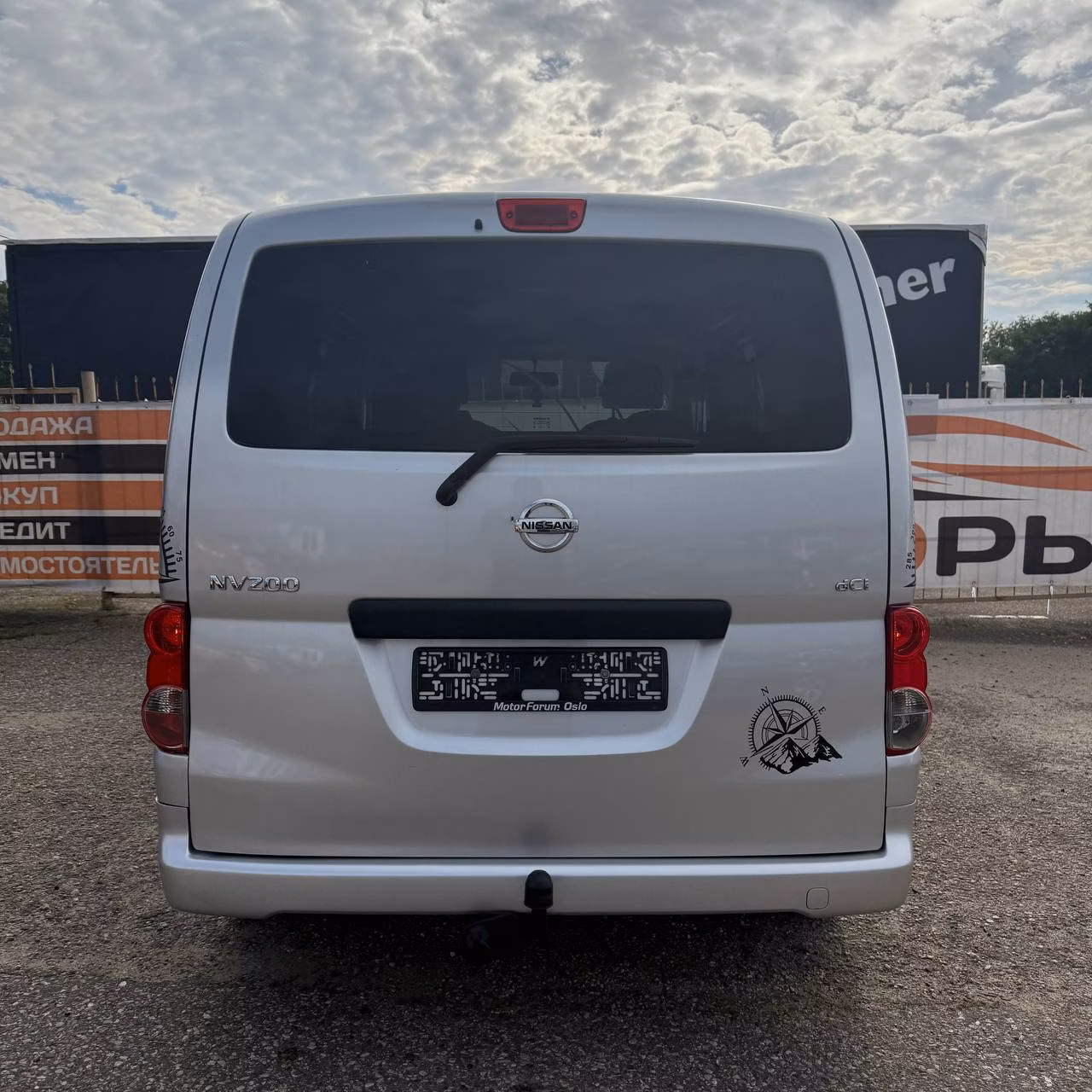 Nissan NV200 фото 5
