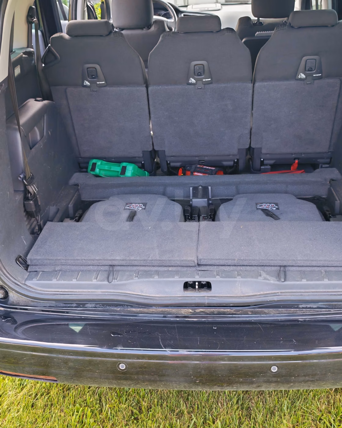 Peugeot 5008 фото 14