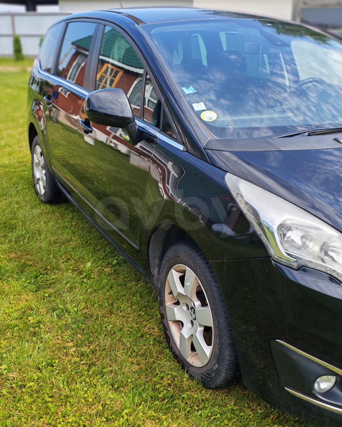 Peugeot 5008 фото 5