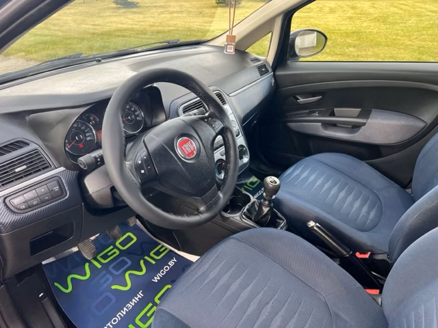 Fiat Grande Punto фото 9