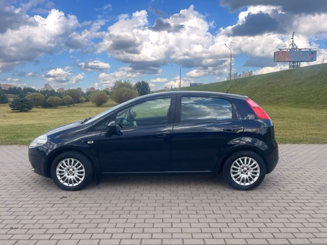 Fiat Grande Punto фото 8