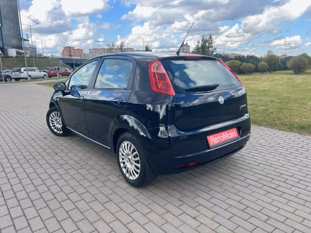 Fiat Grande Punto фото 7