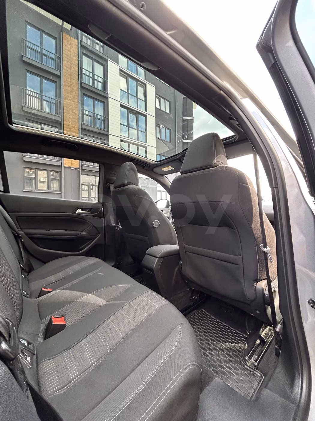 Peugeot 308 фото 16