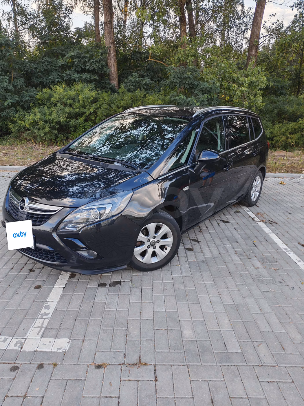 Opel Zafira фото 10