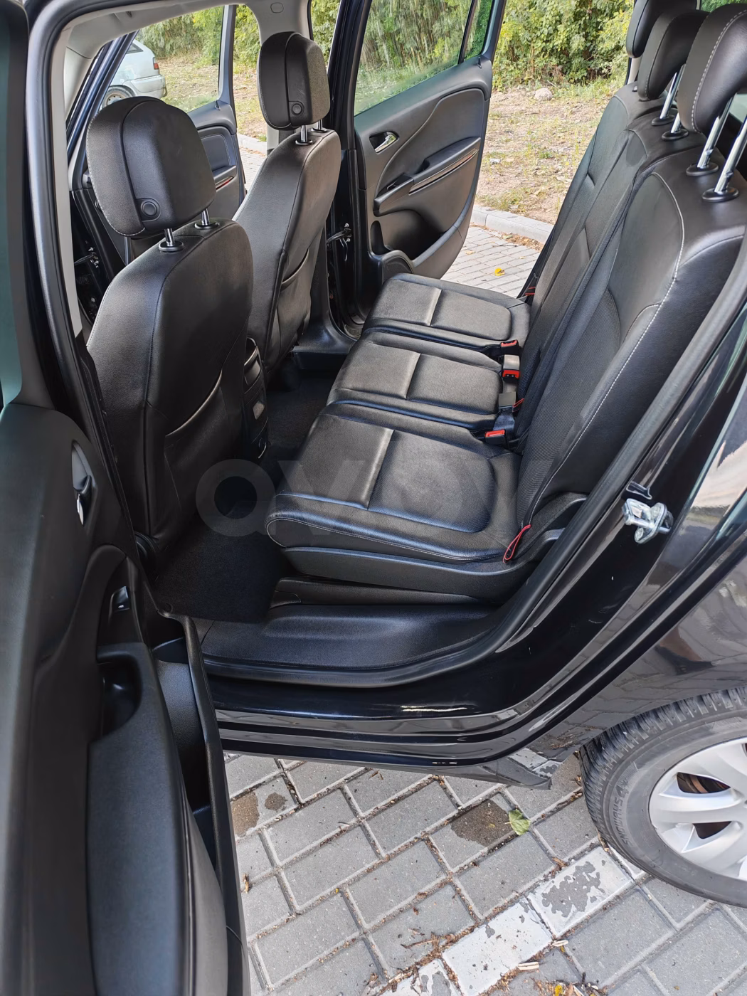 Opel Zafira фото 24