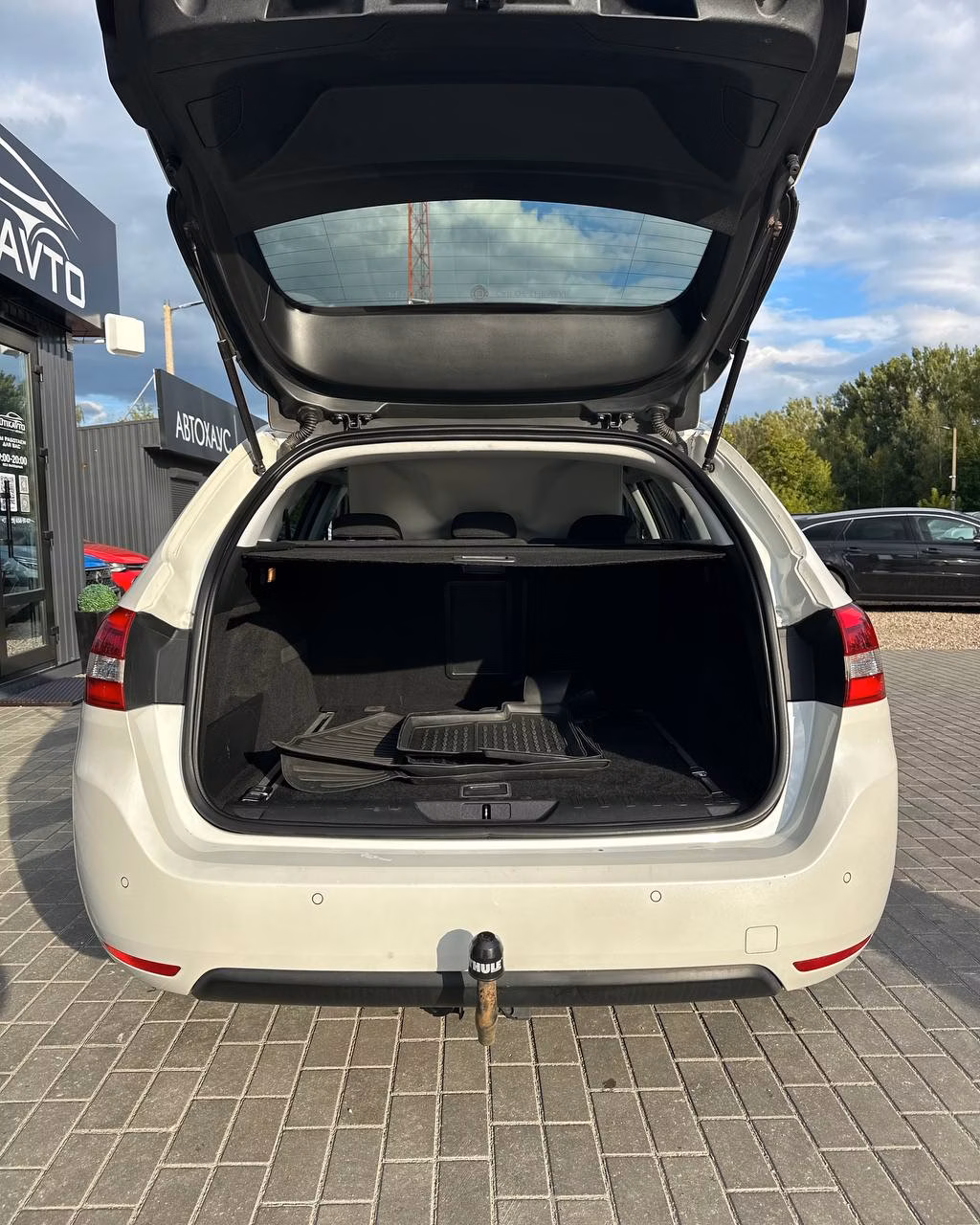 Peugeot 308 фото 14