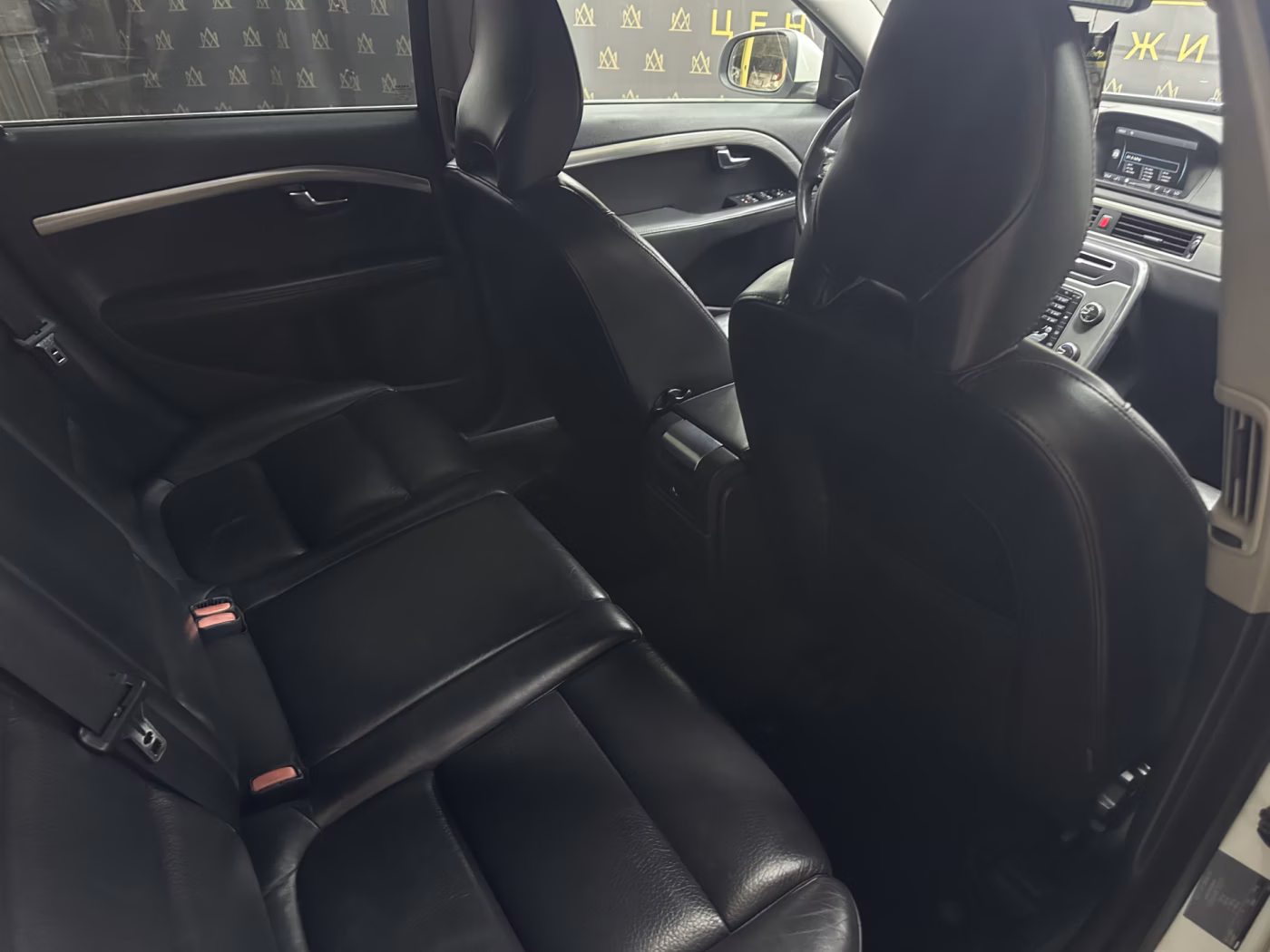 Volvo V70 фото 27