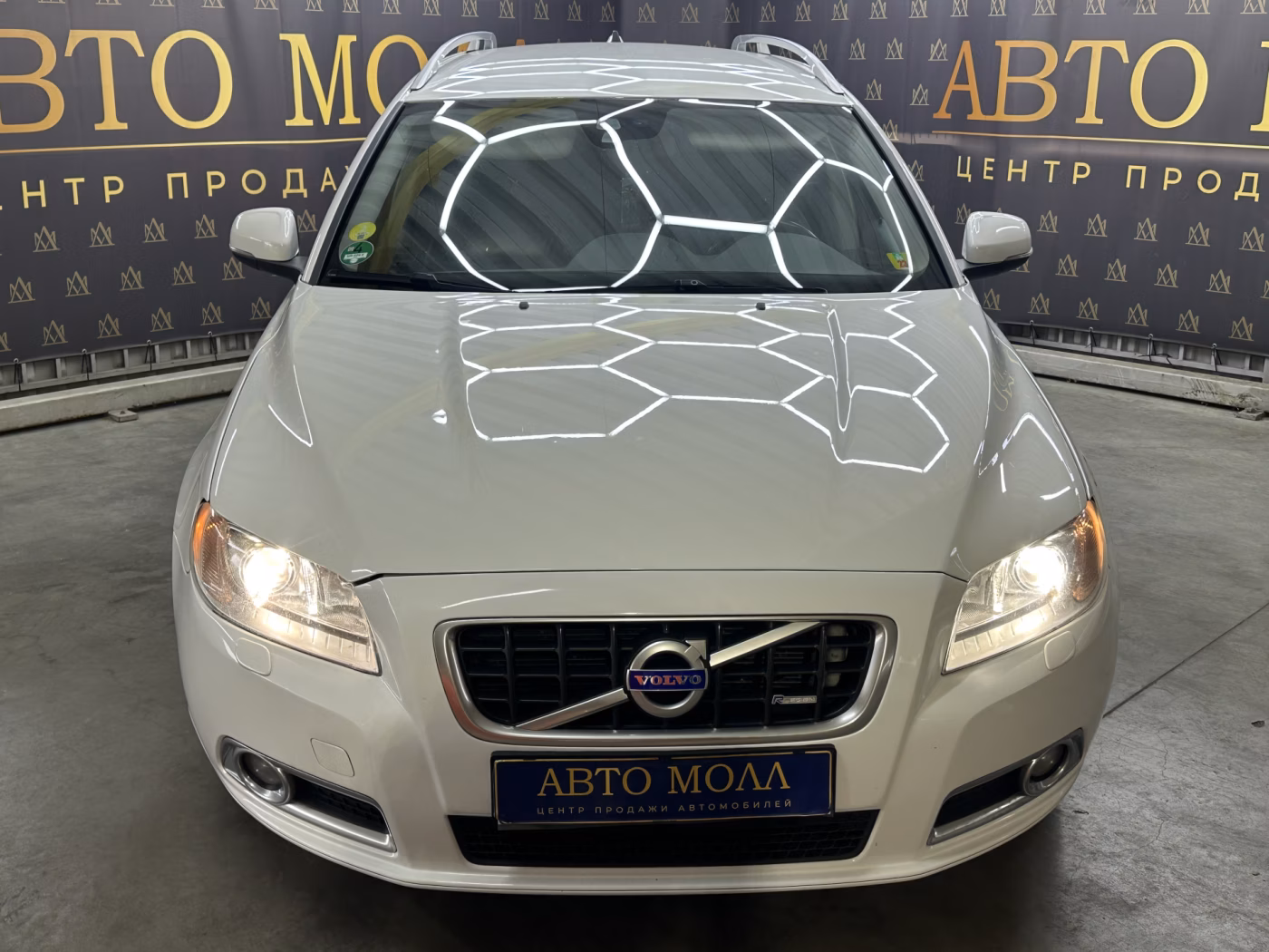 Volvo V70 фото 2