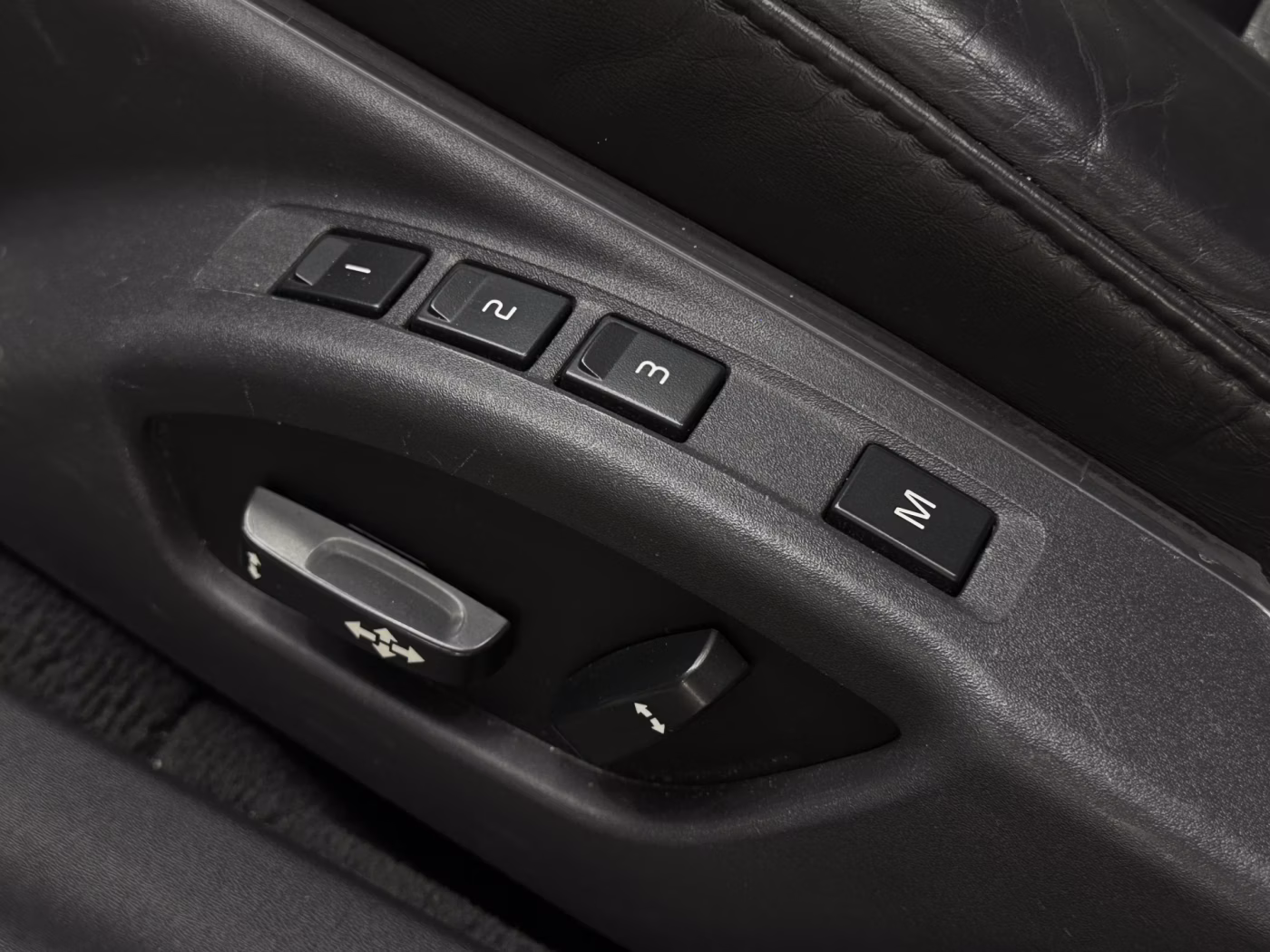 Volvo V70 фото 19