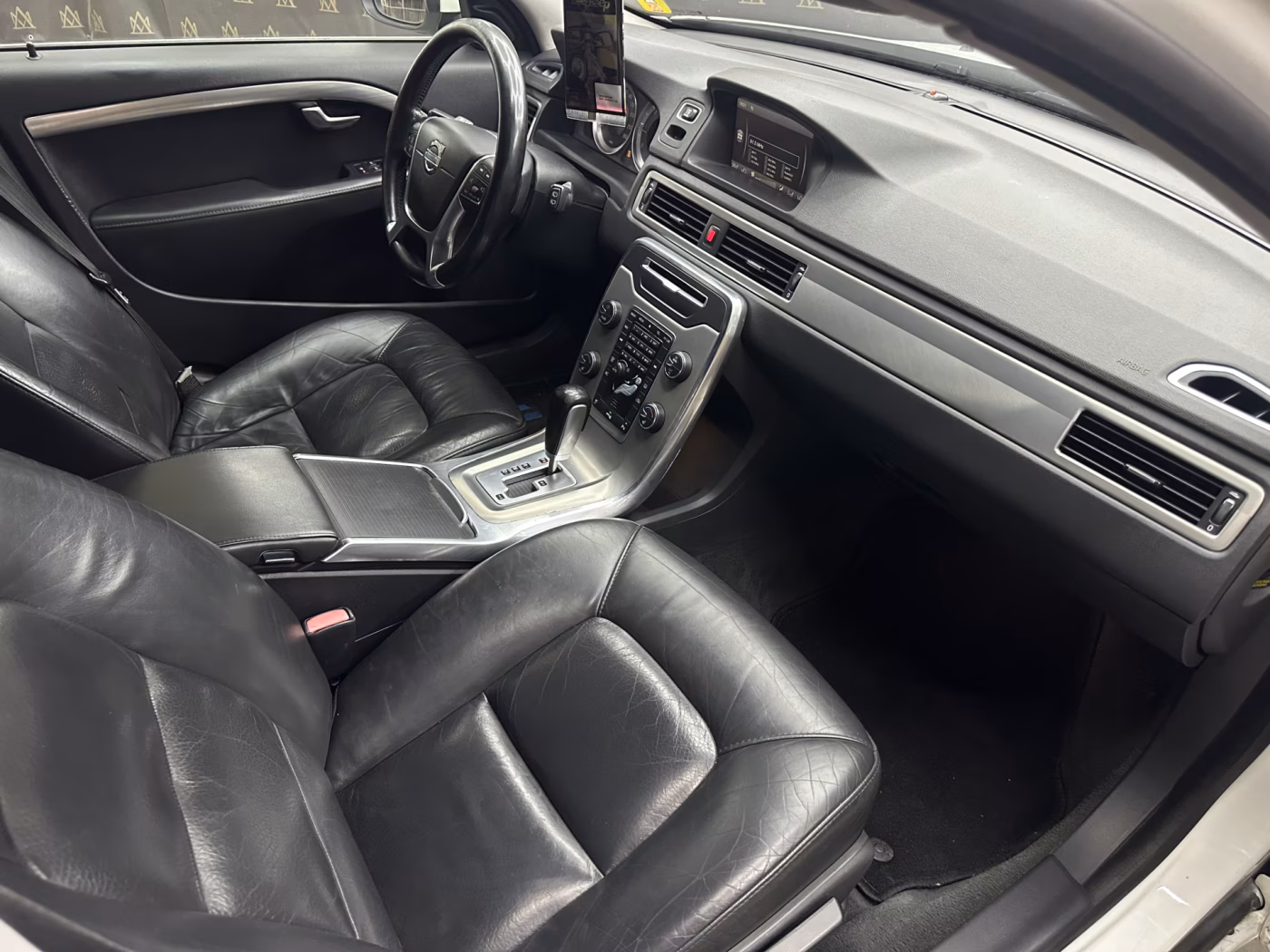 Volvo V70 фото 25