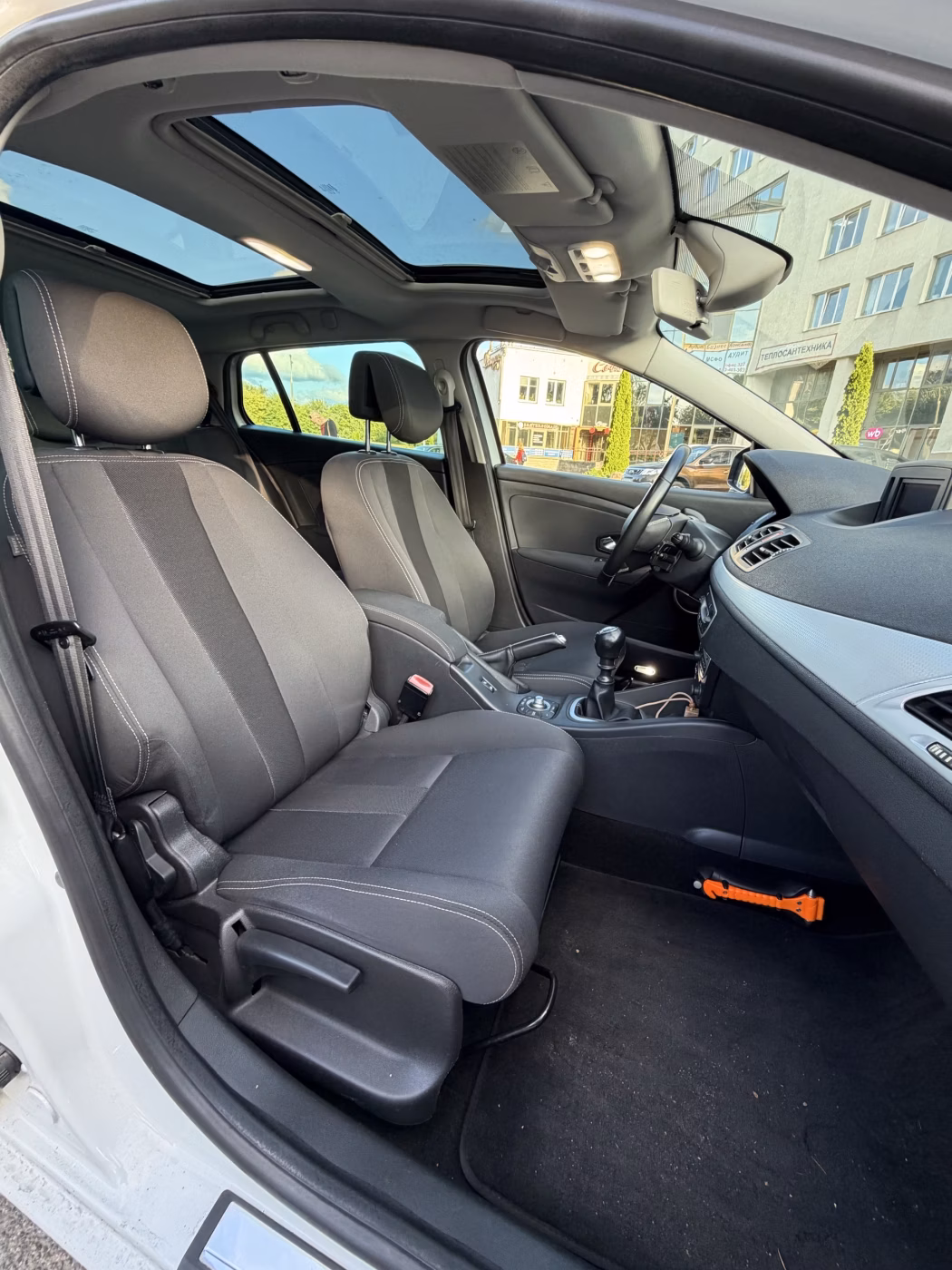 Renault Megane фото 9