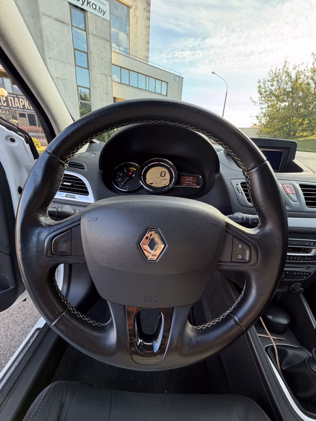 Renault Megane фото 20
