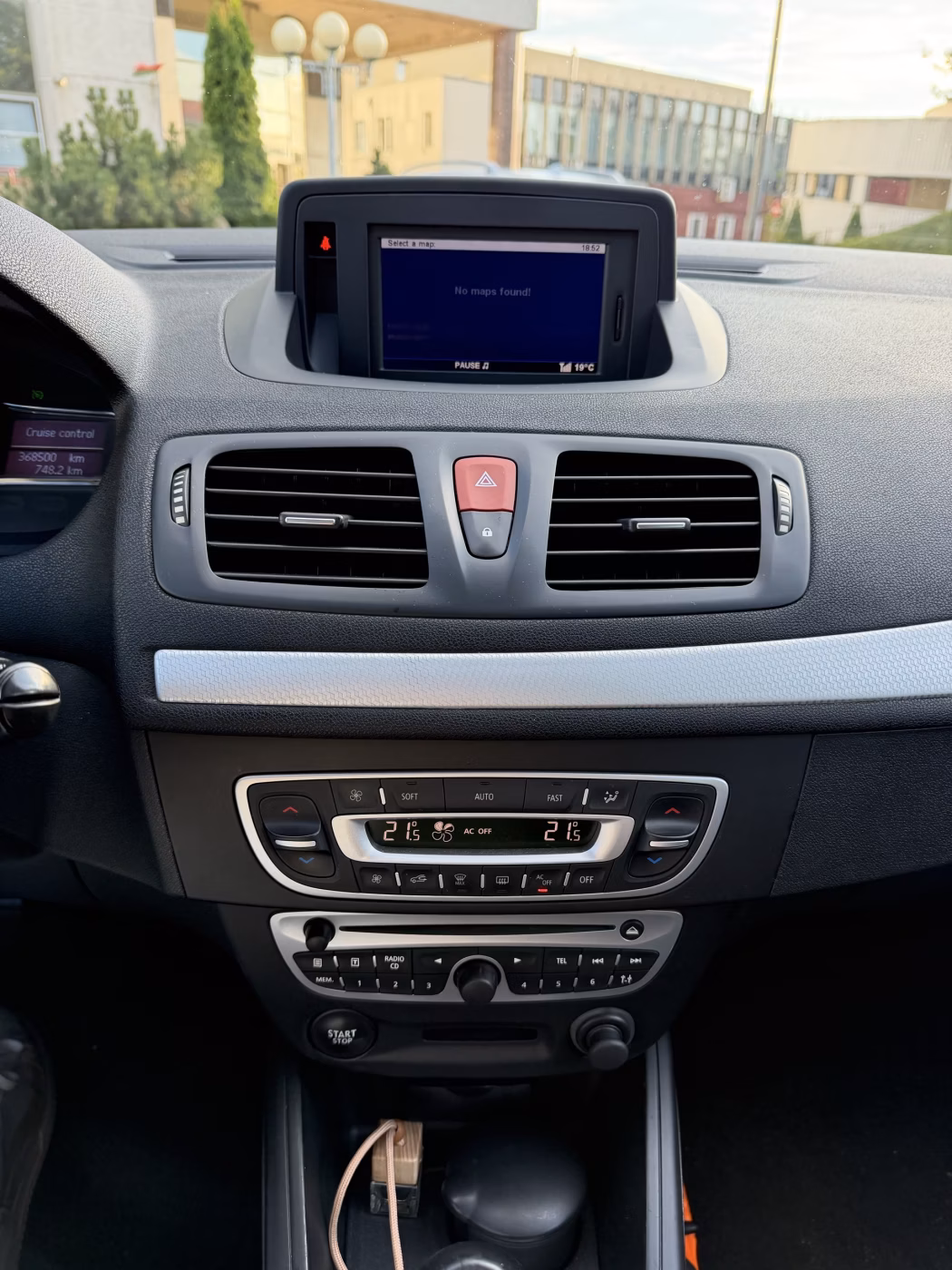 Renault Megane фото 19