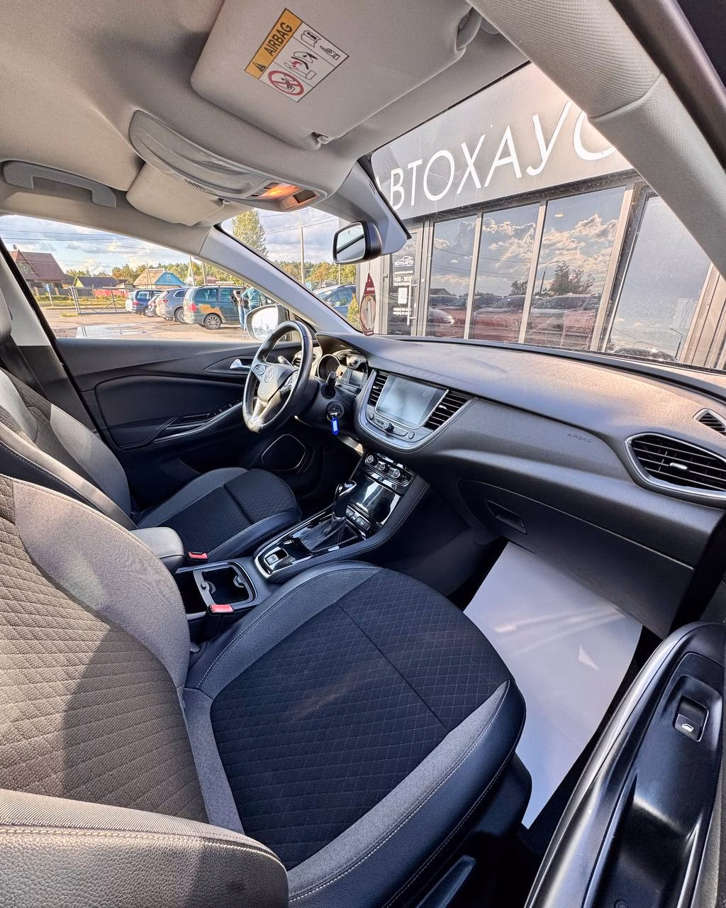 Opel Grandland X фото 13