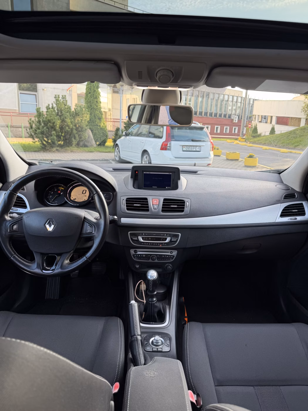 Renault Megane фото 18