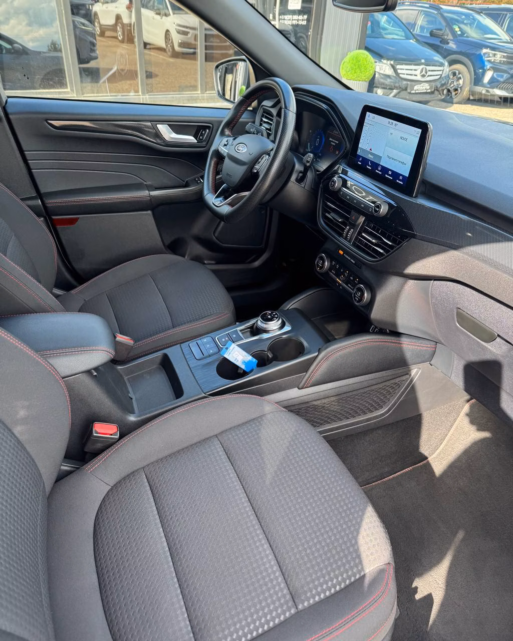 Ford Kuga фото 14