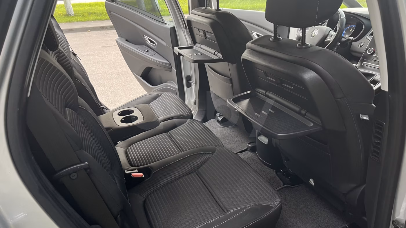 Renault Scenic фото 22