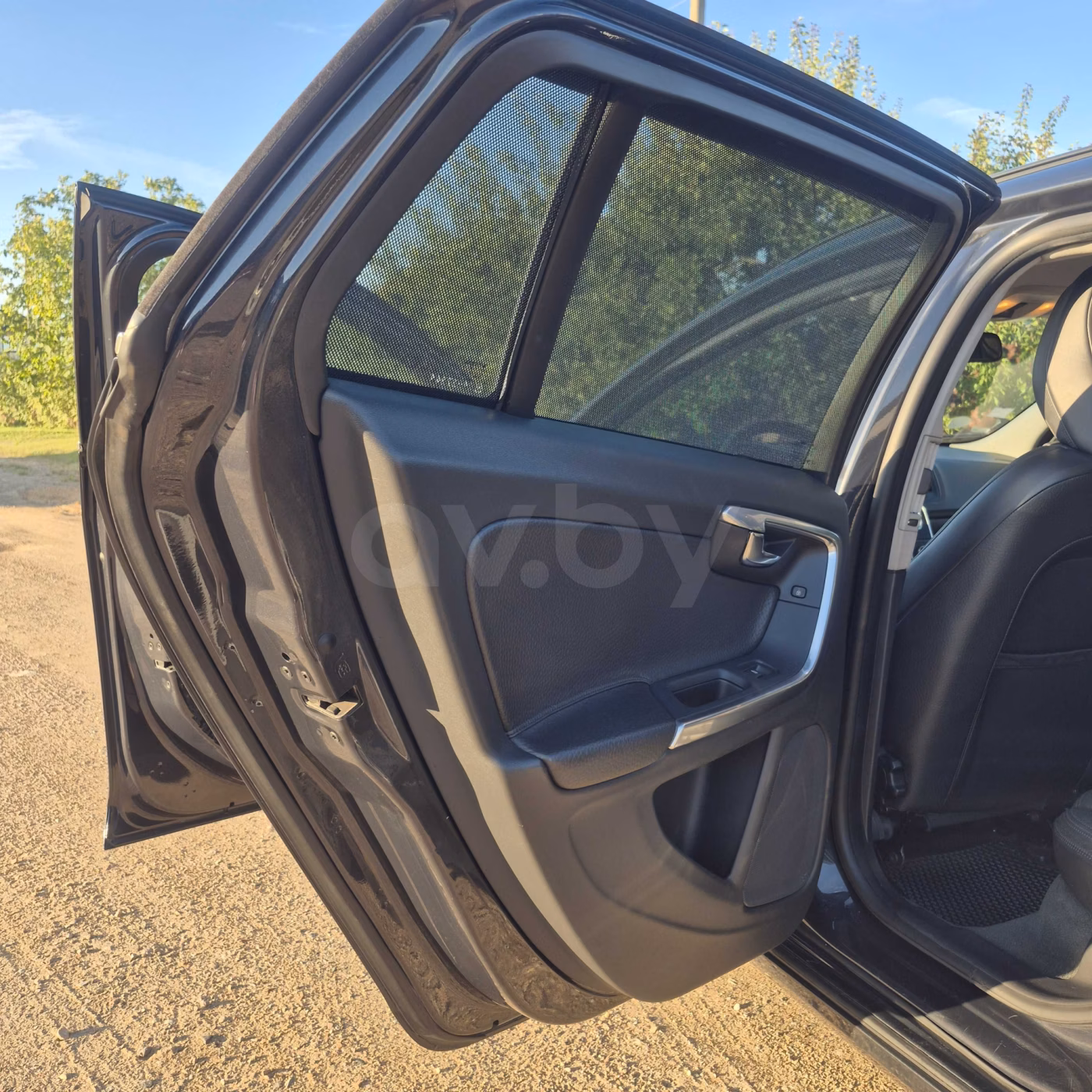 Volvo V60 фото 15