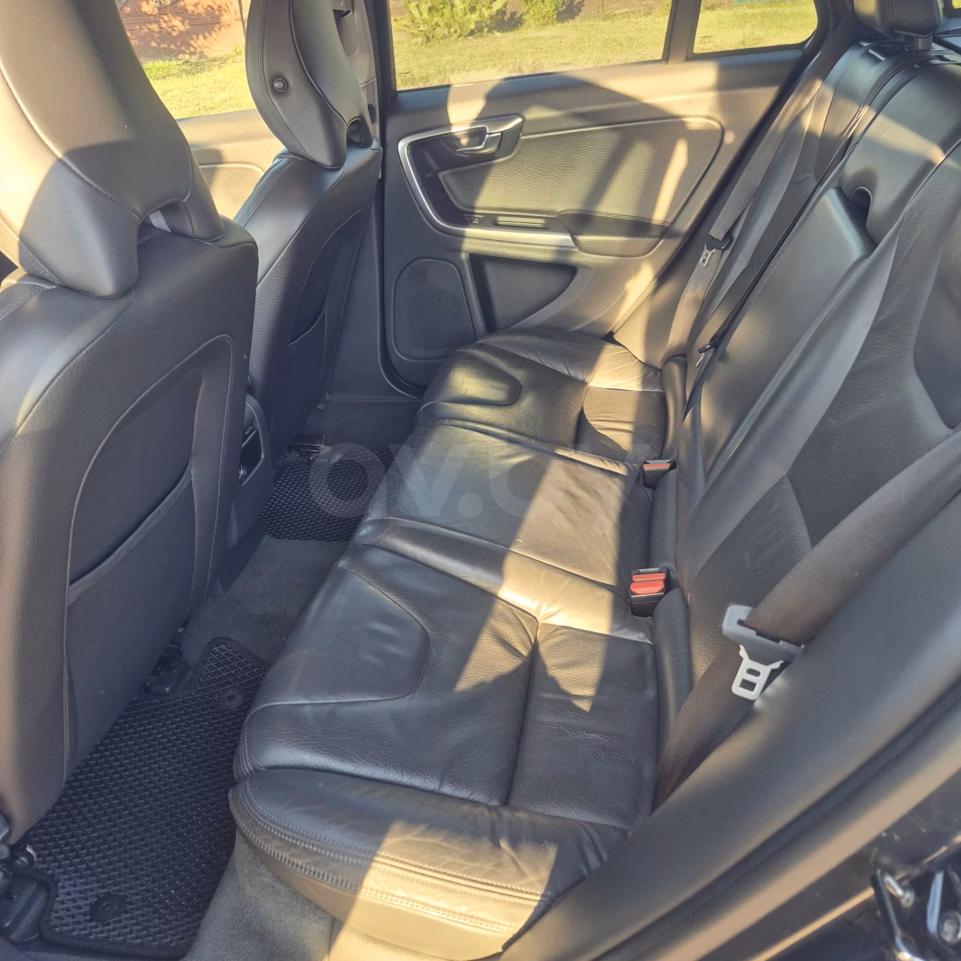 Volvo V60 фото 14