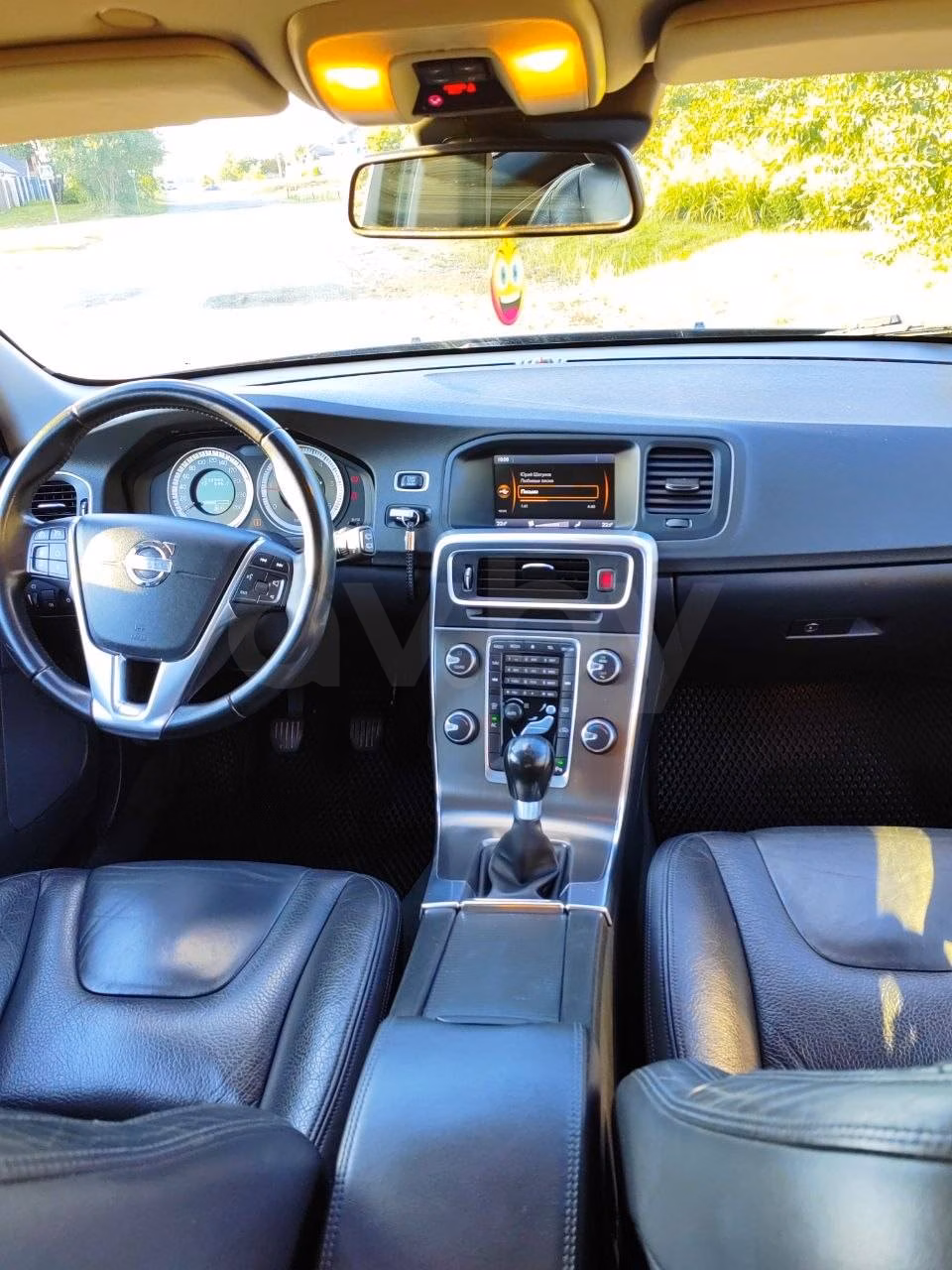 Volvo V60 фото 18
