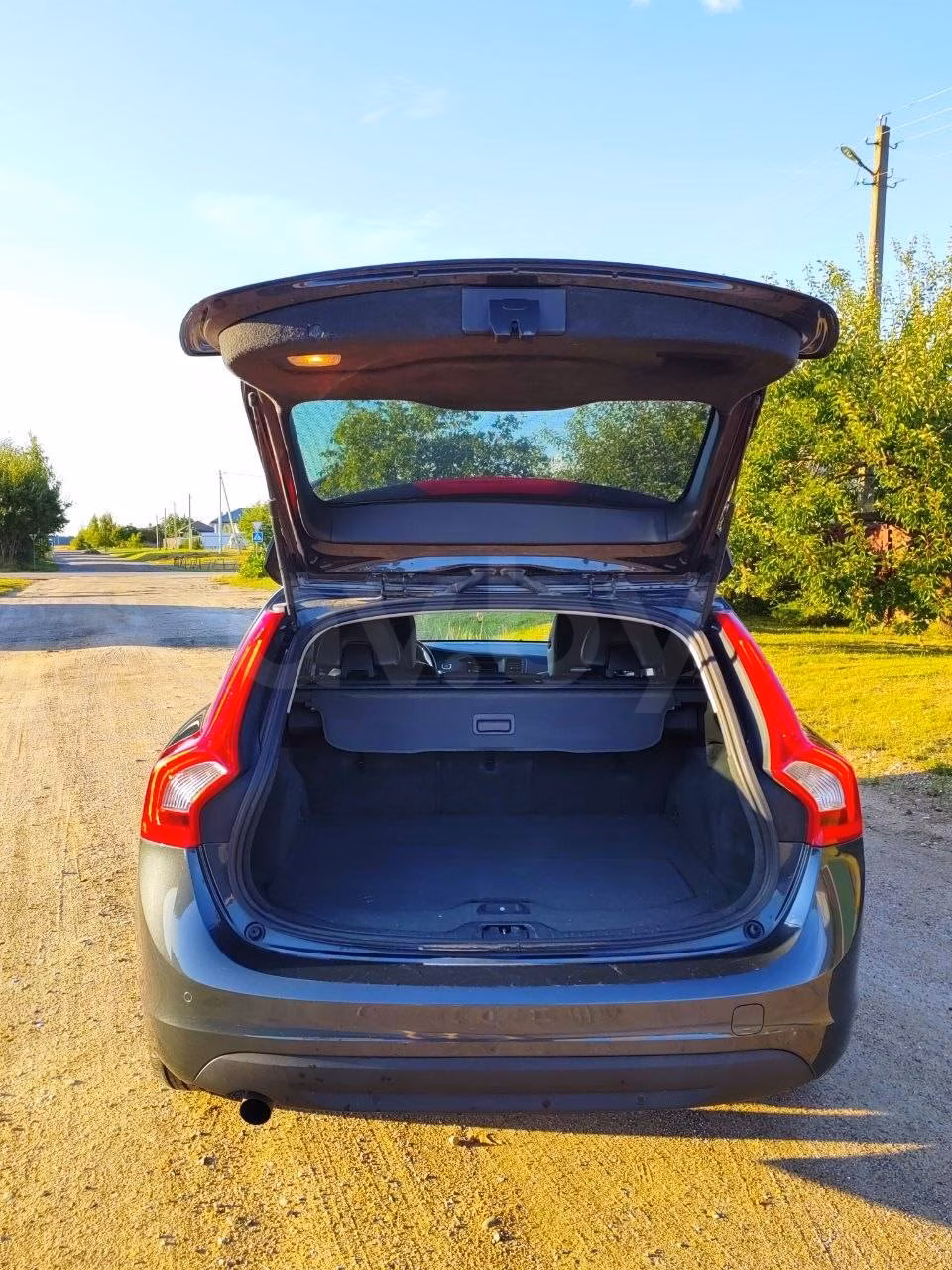 Volvo V60 фото 17
