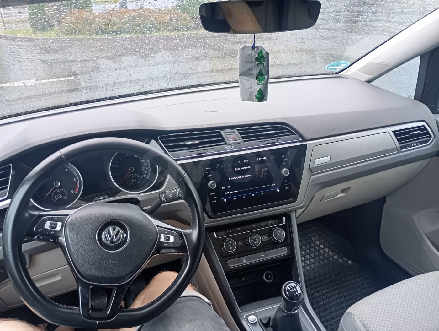 Volkswagen Touran фото 6