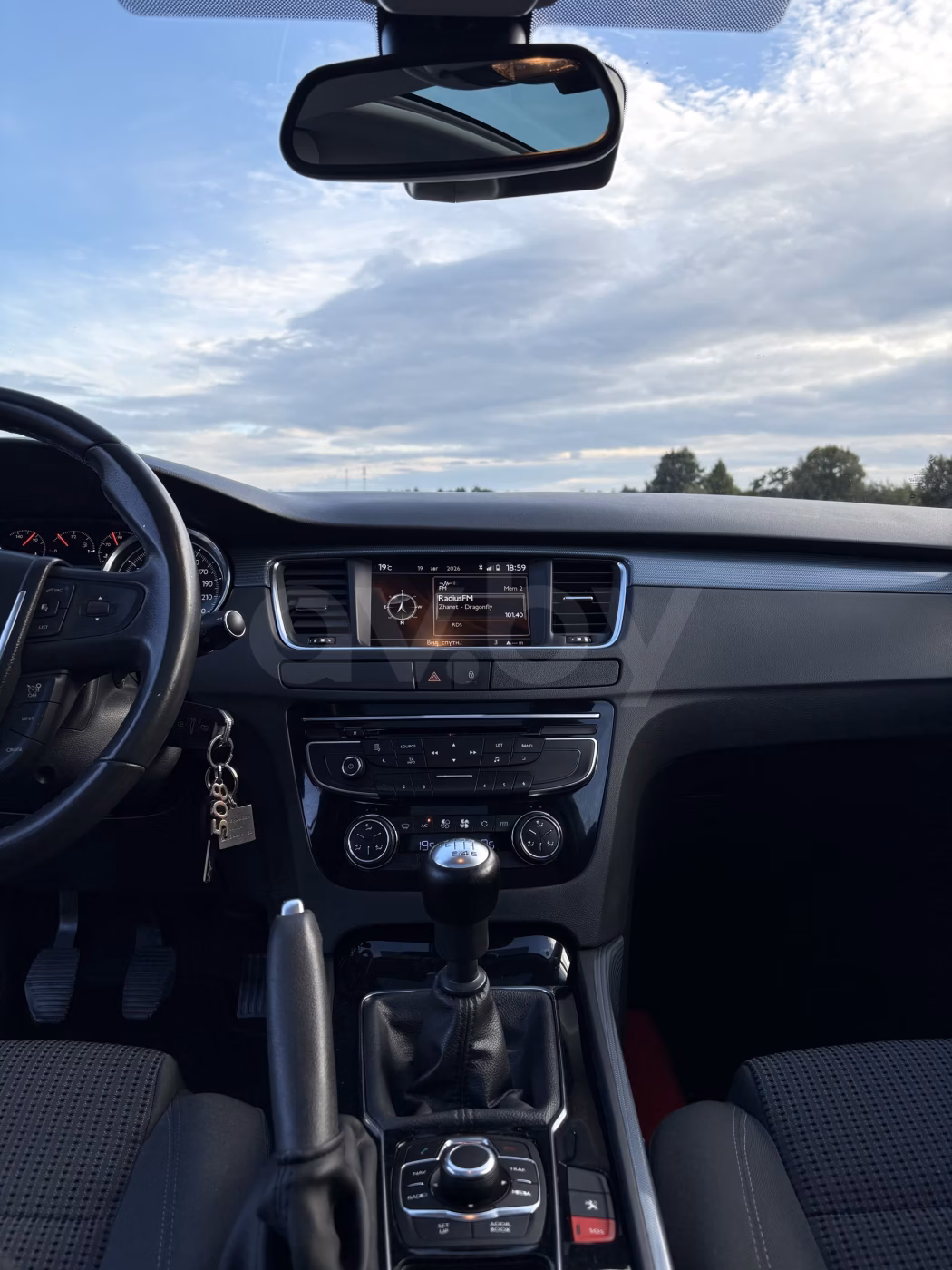 Peugeot 508 фото 13