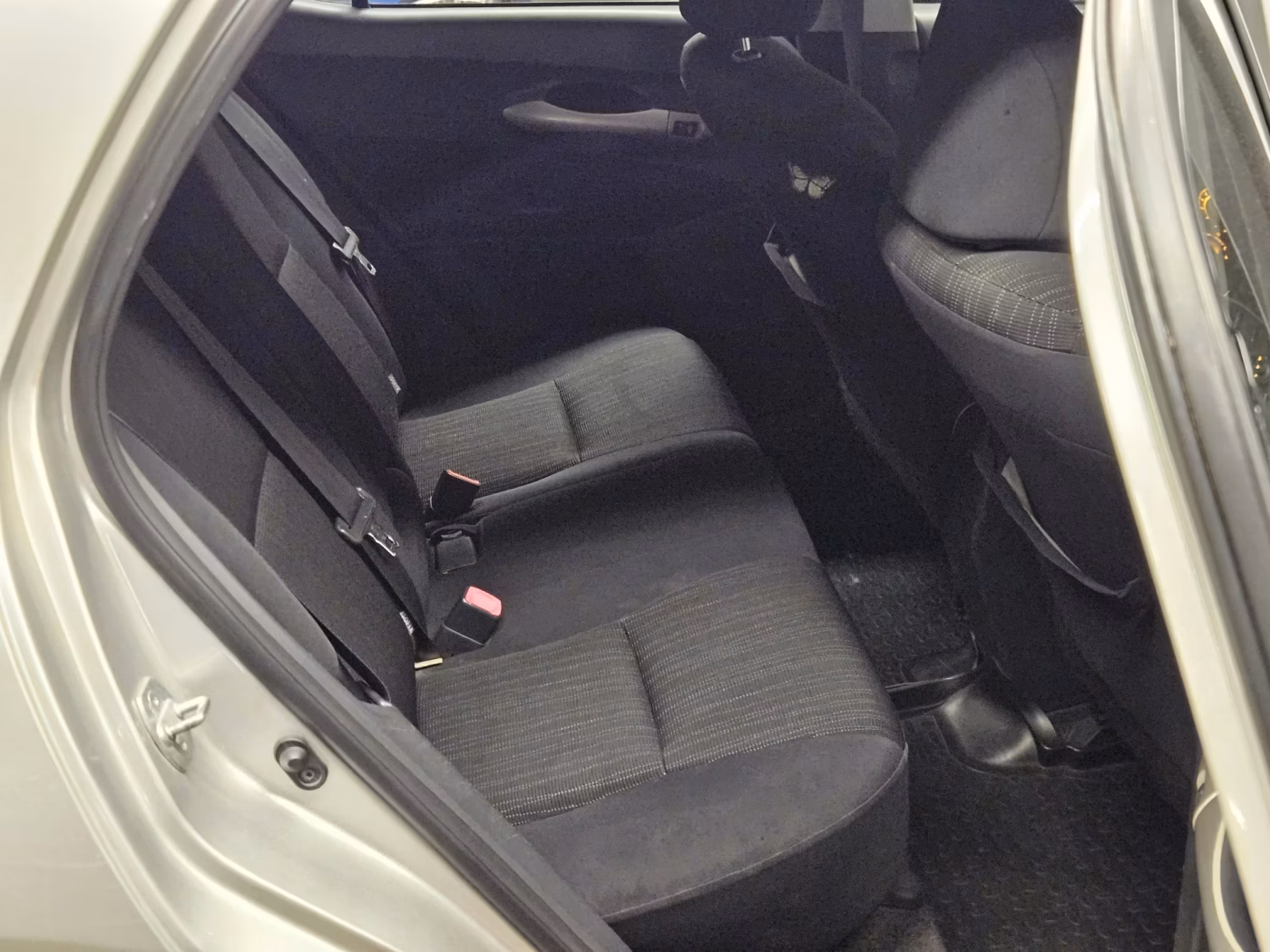 Toyota Auris фото 19