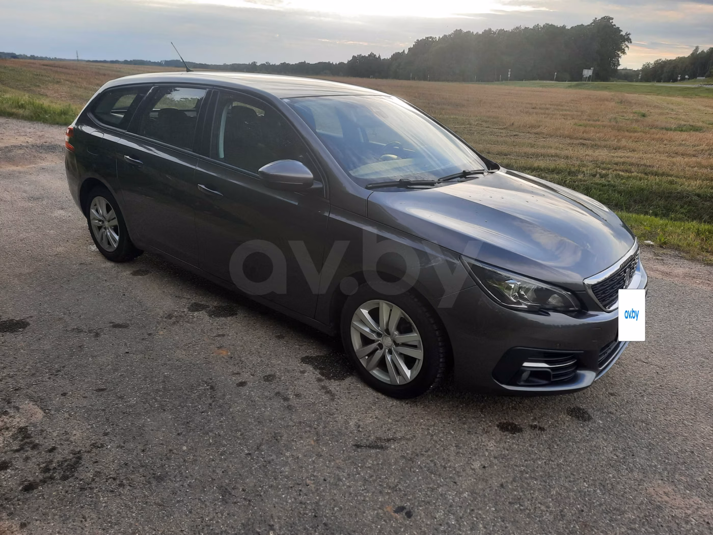 Peugeot 308 фото 7