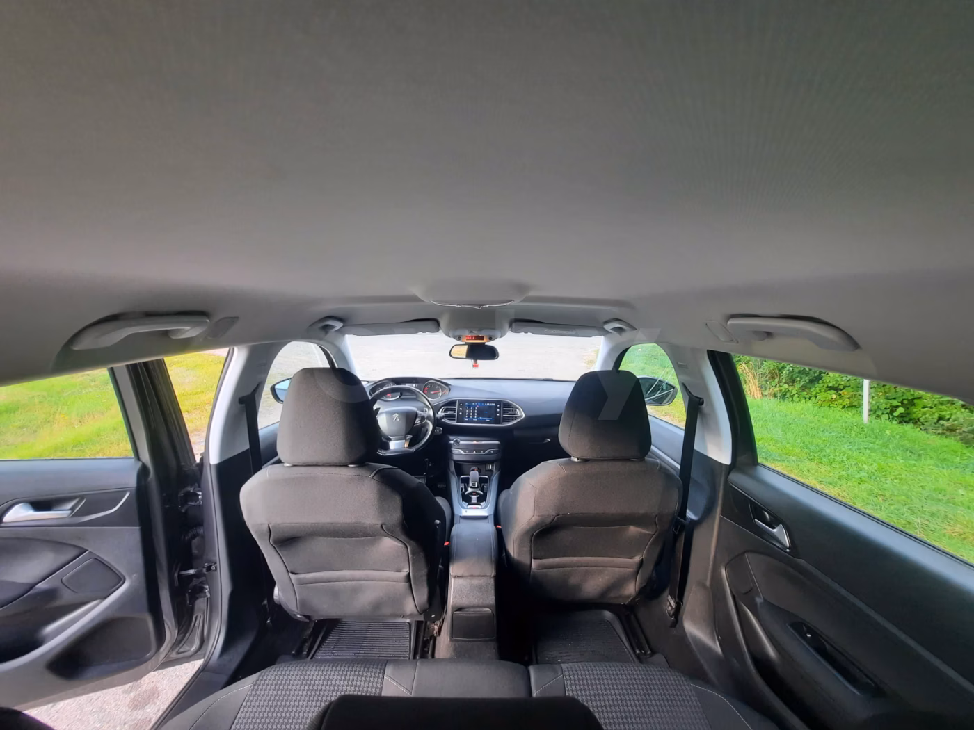Peugeot 308 фото 16