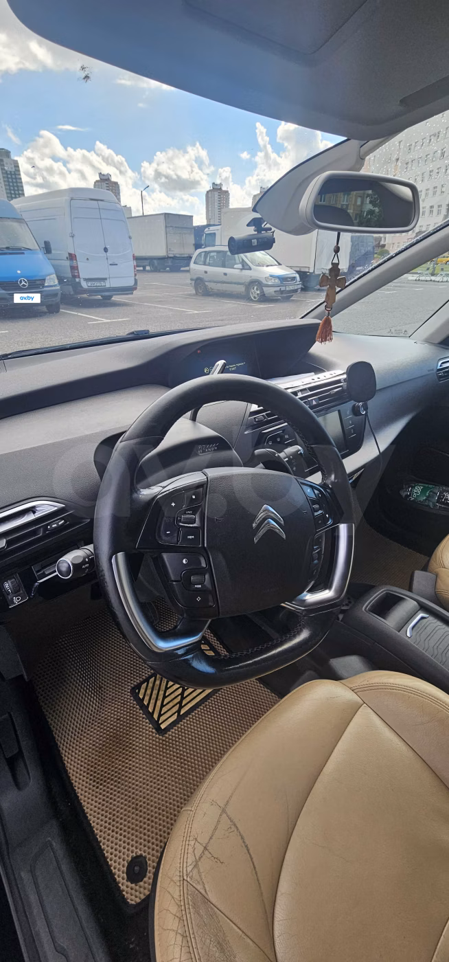 Citroen C4 Grand Picasso фото 11