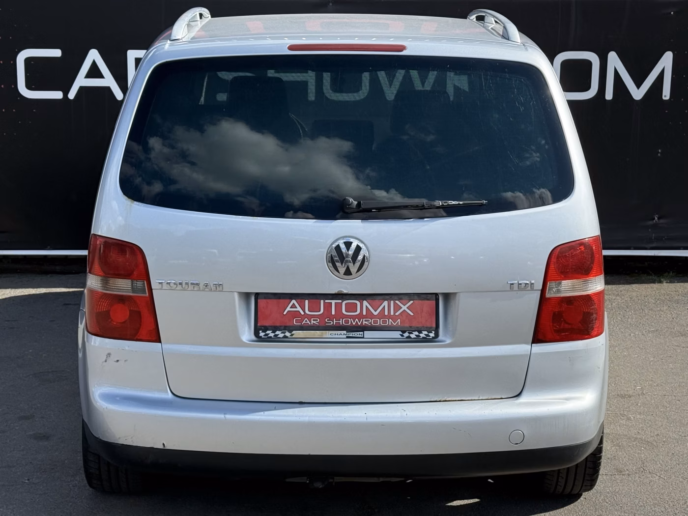 Volkswagen Touran фото 5