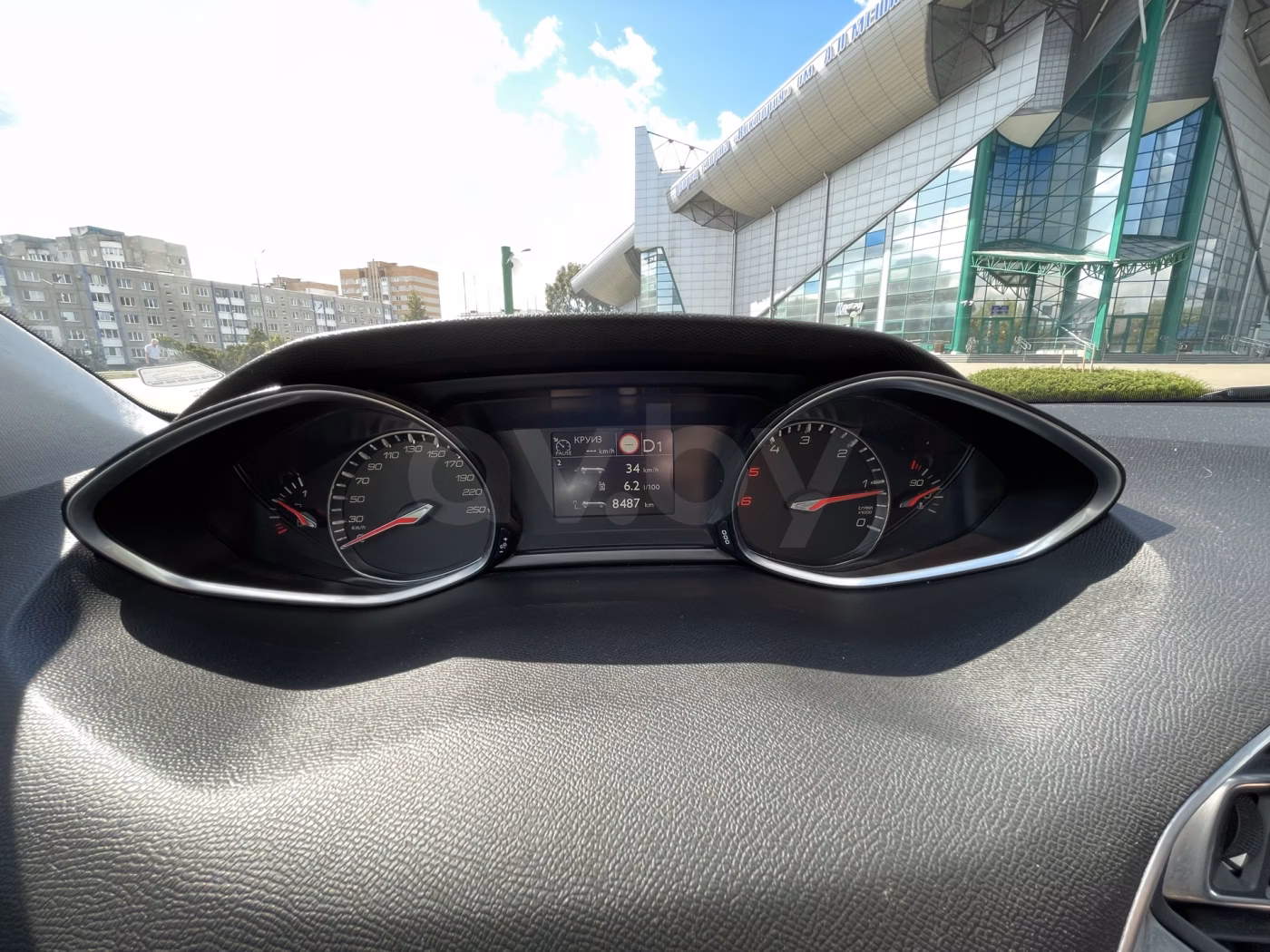 Peugeot 308 фото 11