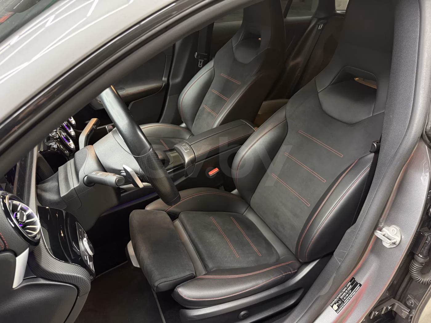 Mercedes-Benz CLA фото 11