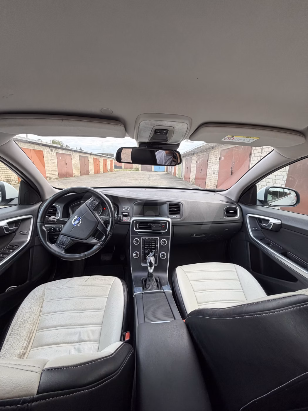 Volvo V60 фото 15