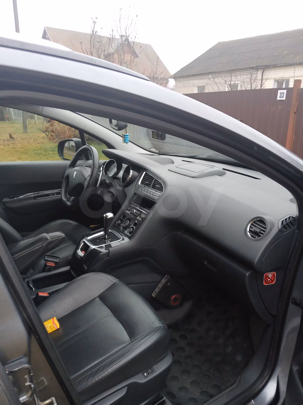Peugeot 5008 фото 3