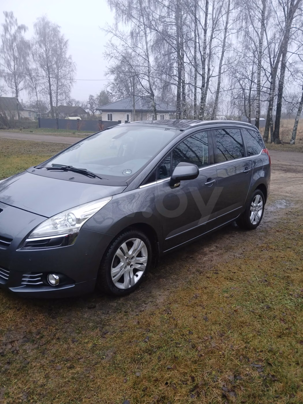 Peugeot 5008 фото 9