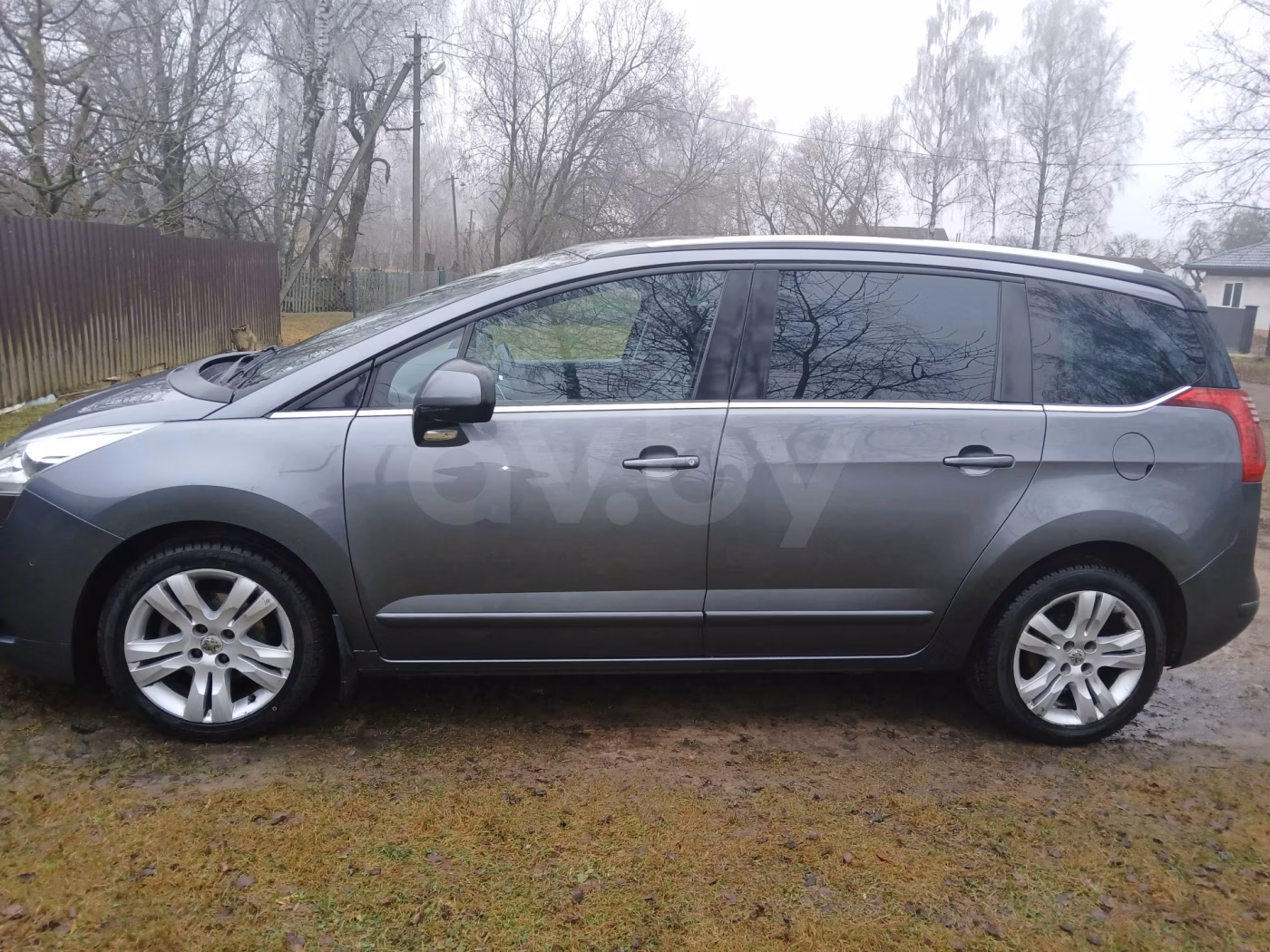Peugeot 5008 фото 6