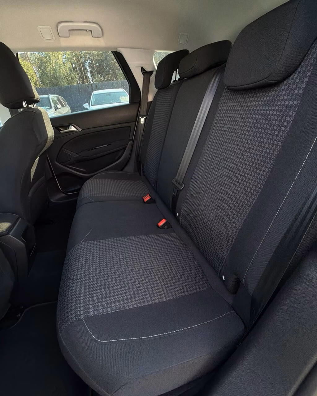 Peugeot 308 фото 9