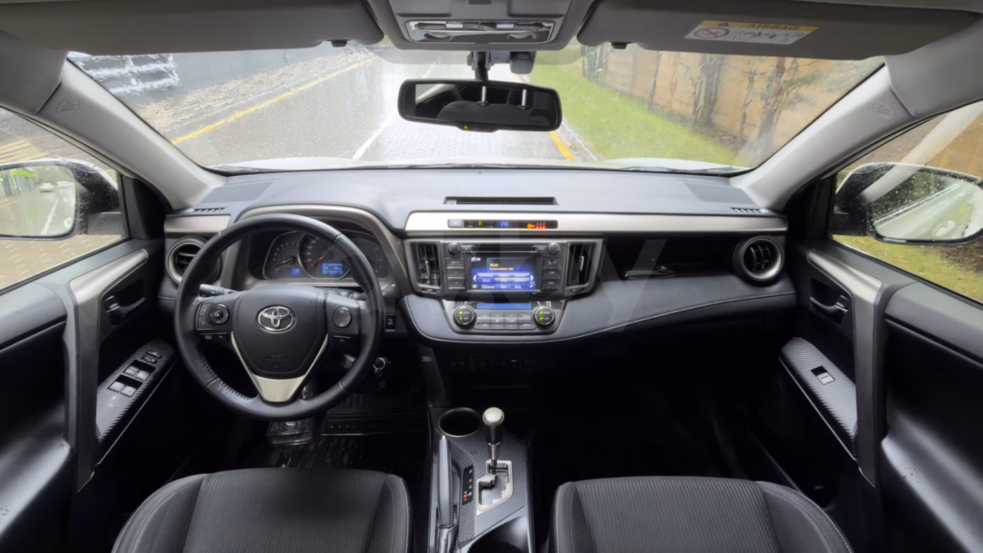 Toyota RAV4 фото 19