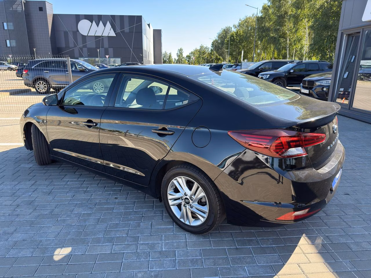 Hyundai Elantra фото 8